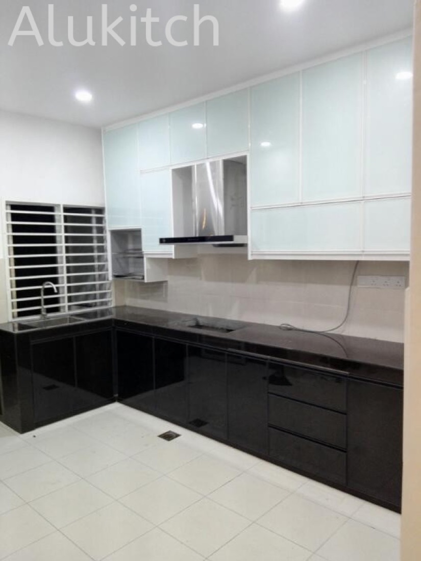 Framed Dark And White Glass With Concrete Table Top