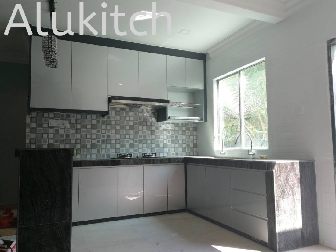 Frameless White Glass with Concrete Table Top (design 1)
