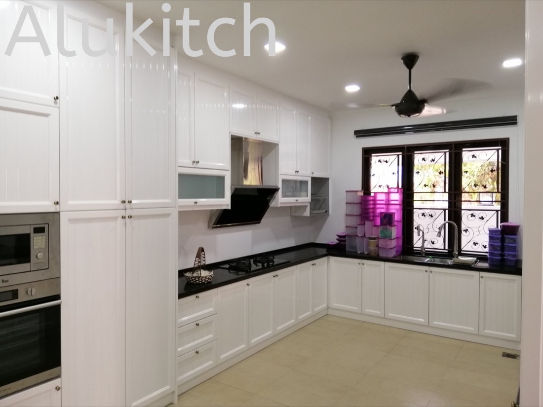 Glossy Pure White with Quartz Stone Table Top (design 4)