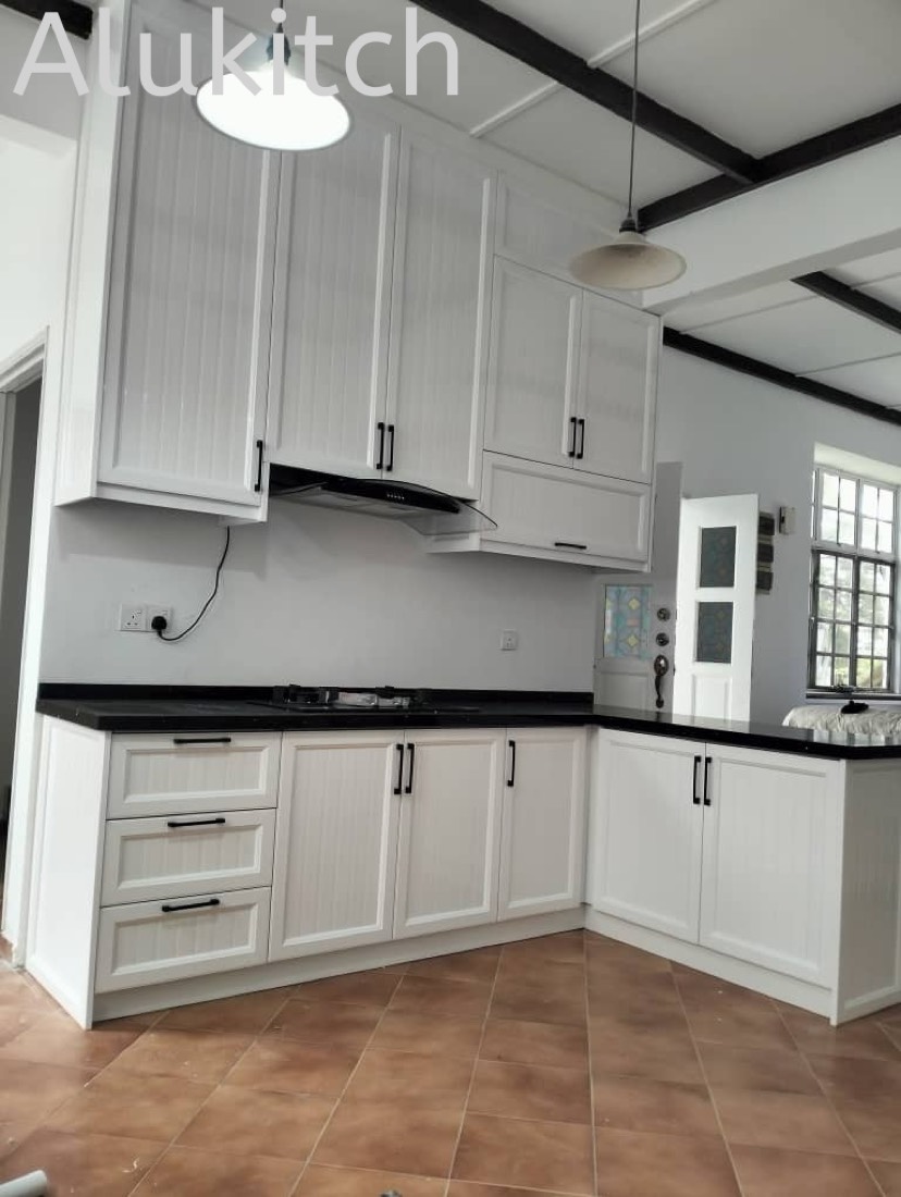 Installed aluminium kitchen cabinet