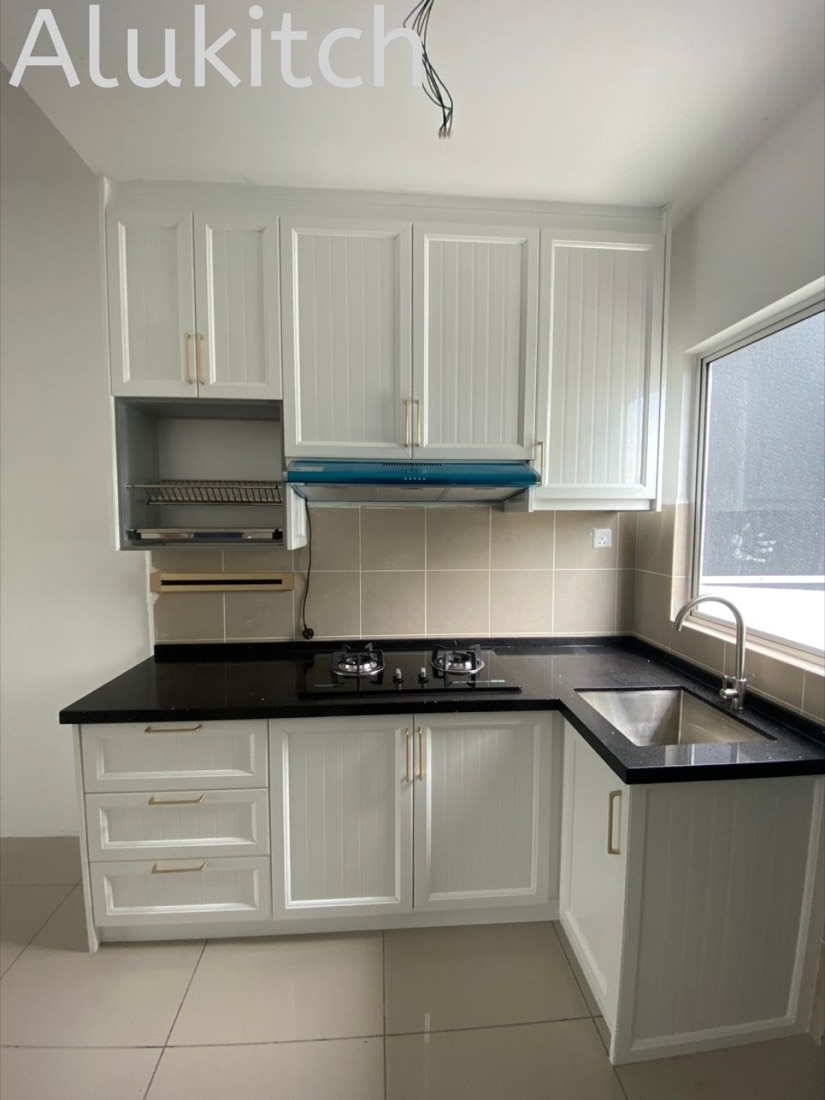 Installed aluminium kitchen cabinet